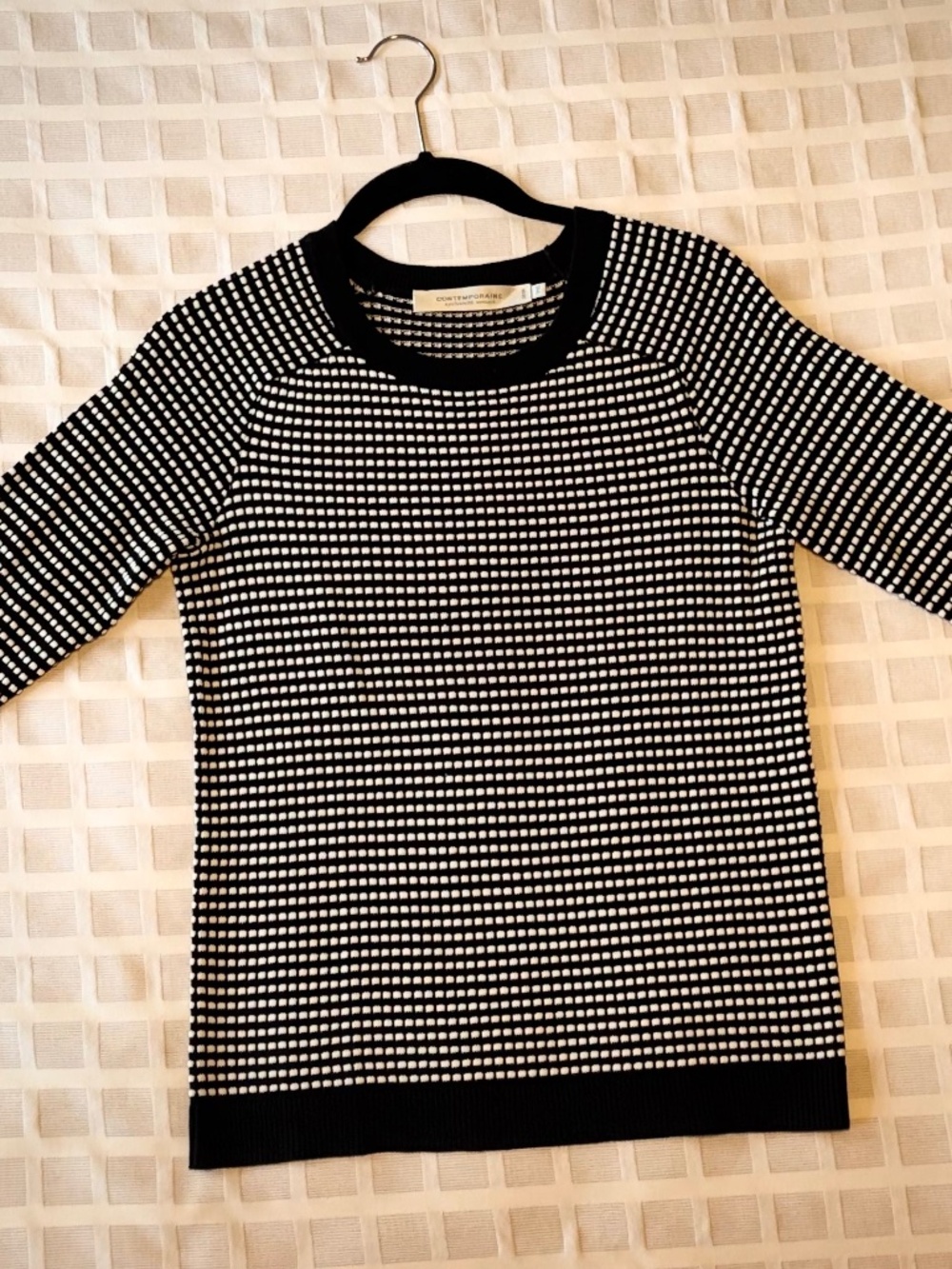 Simons Contemporaine Black/White Sweater - Excellent Condition